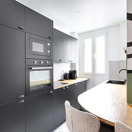 Szálloda Cosy - 2br/6p - Saint-mande 4*
